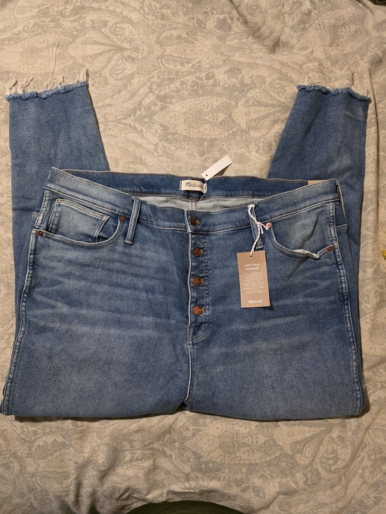Madewell Denim - Madewell Medium Blue High-Rise Button-Fly Cropped Jeans